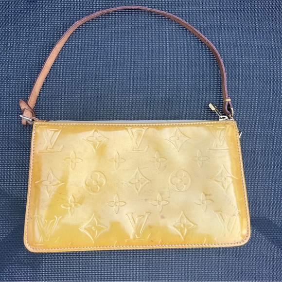 Louis Vuitton Handbags - Authentic Louis Vuitton Vernis Lexington Hand Bag Pouch Yellow M91010 LV 8131D